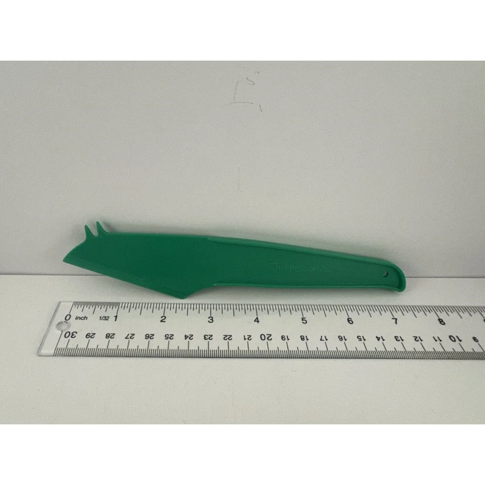 Tupperware vintage green